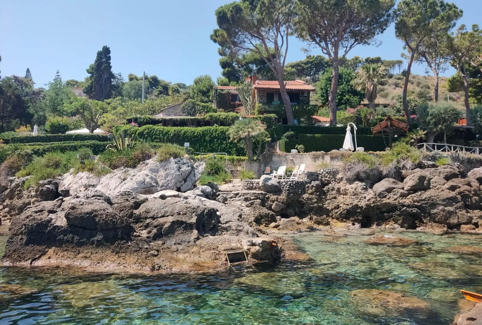 Alle Due Torri, Villa Sulla Roccia A Picco Sul Mare Altavilla Milicia