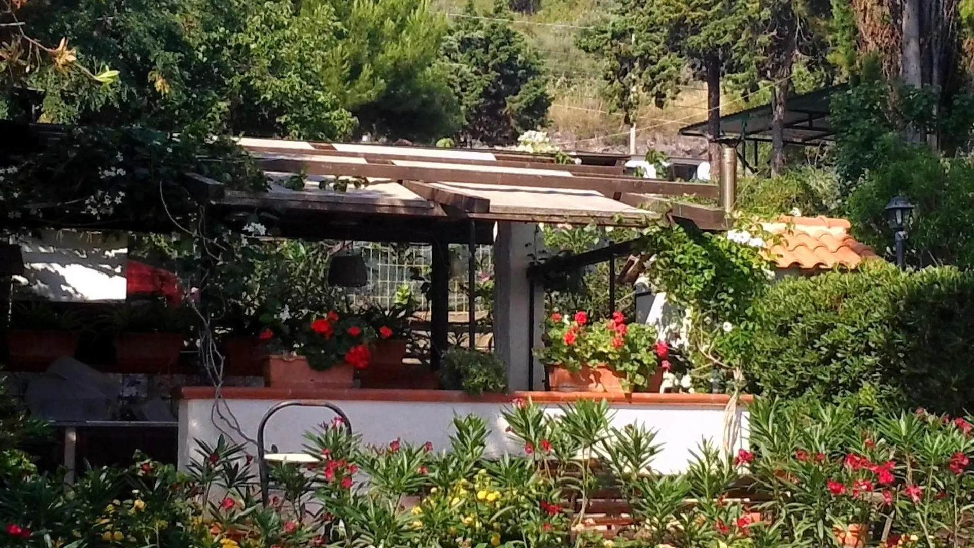 Alle Due Torri, Villa Sulla Roccia A Picco Sul Mare Altavilla Milicia Italia