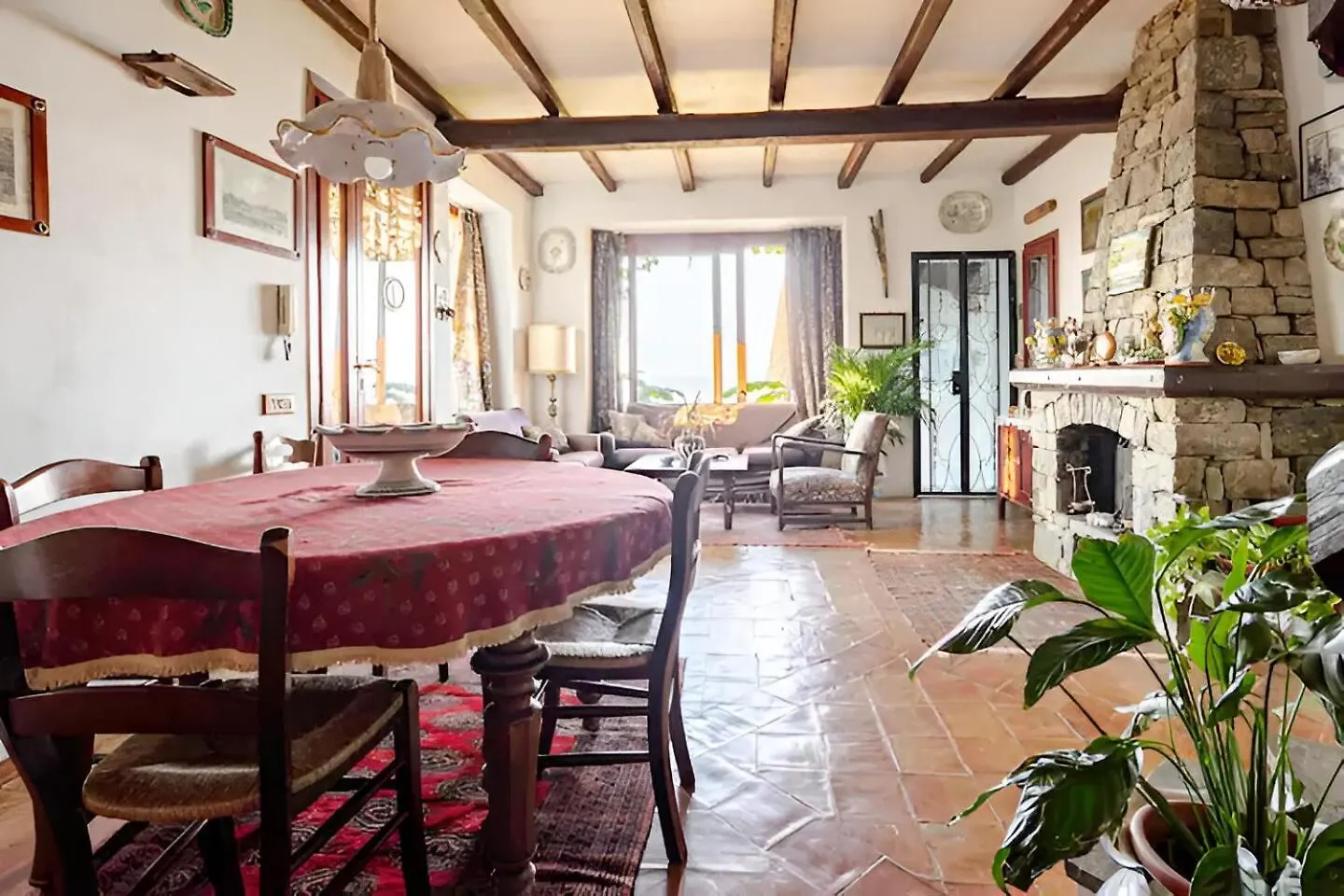 Alle Due Torri, Villa Sulla Roccia A Picco Sul Mare Altavilla Milicia